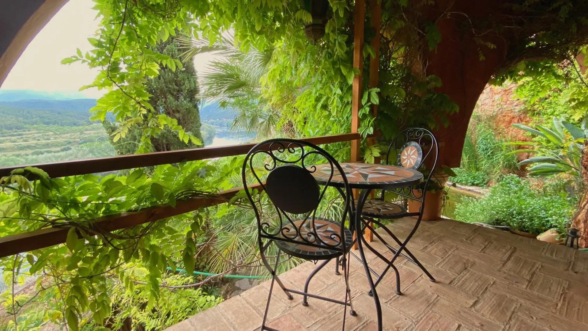 El Balco De Miravet, Oasis De Paz Junto Al Castillo Con Vistas Al Rio Ebro Apartment